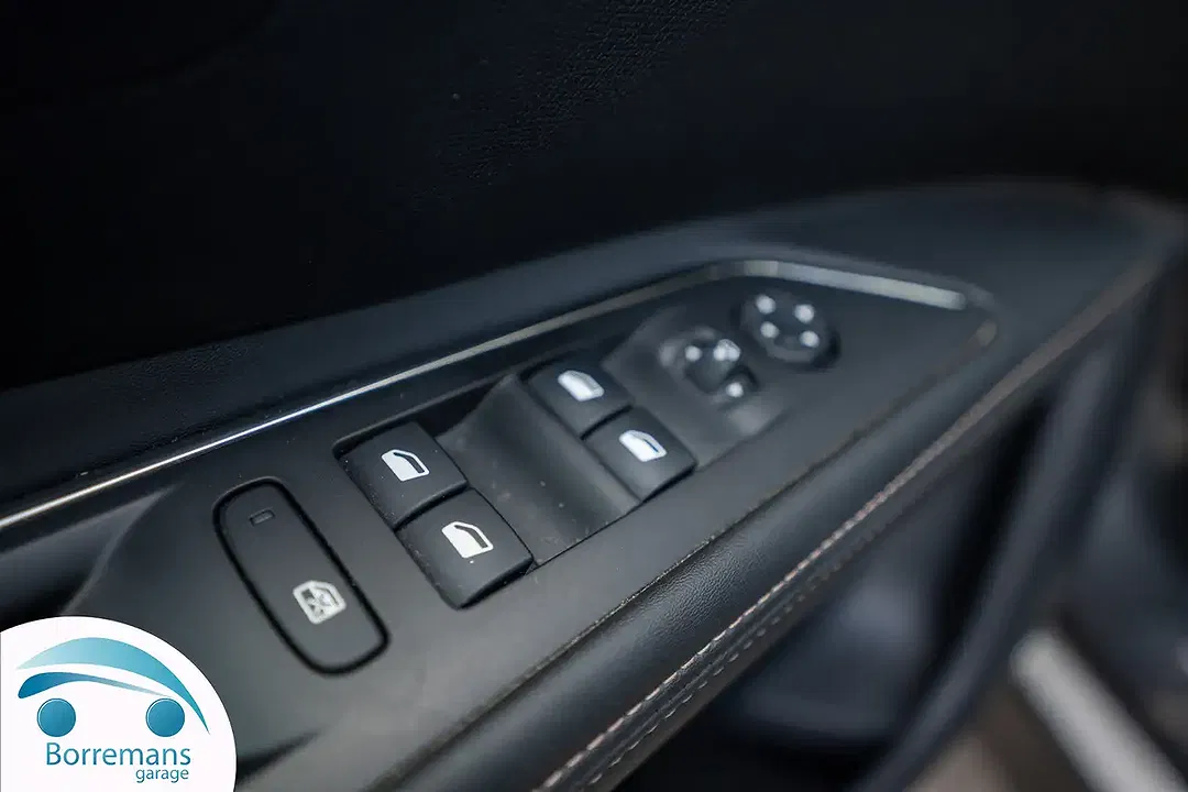 Peugeot 5008 GT Line - Thumbnail 5