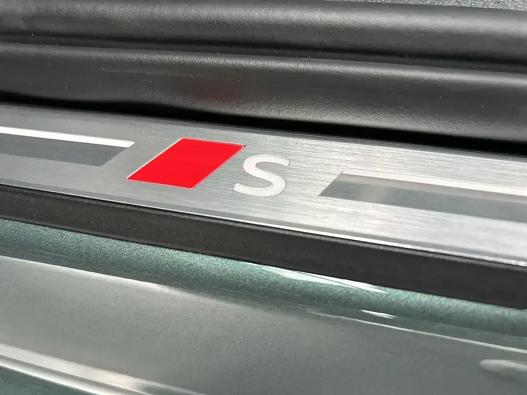 Audi Q3 TFSI S tronic quattro - Thumbnail 10