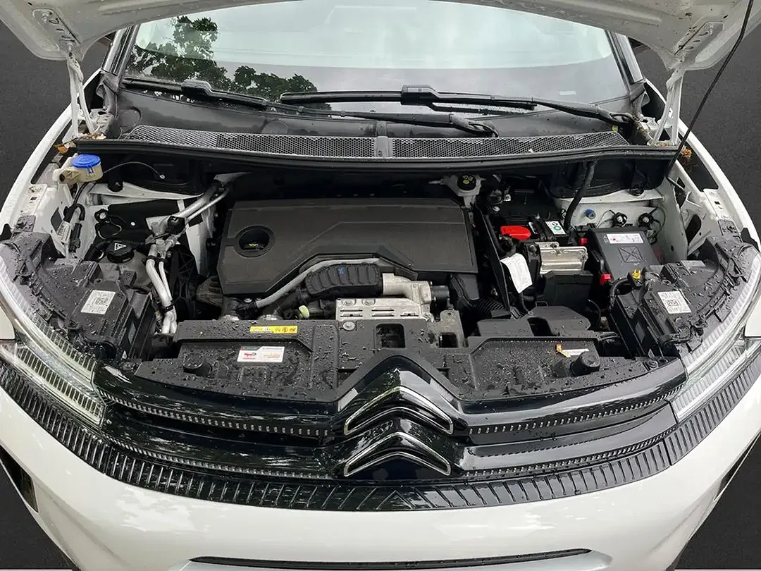 Citroen C5 Aircross Hybrid Max - Thumbnail 6
