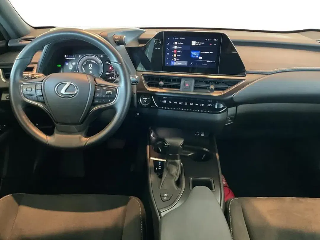 Lexus UX 250h Urban - Thumbnail 7