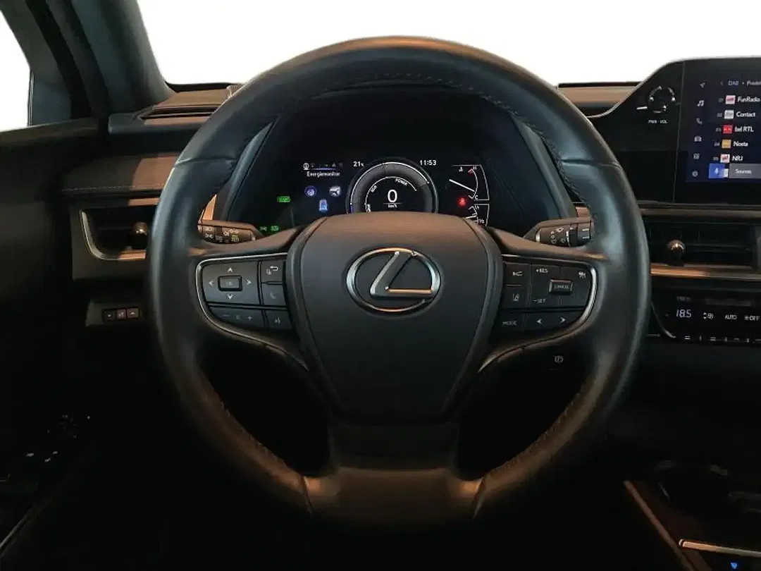 Lexus UX 250h Urban - Thumbnail 8