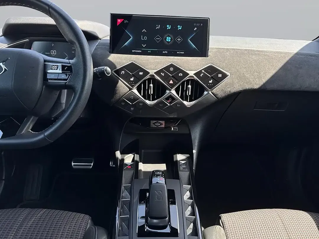 DS Automobiles DS 3 Crossback - Thumbnail 11