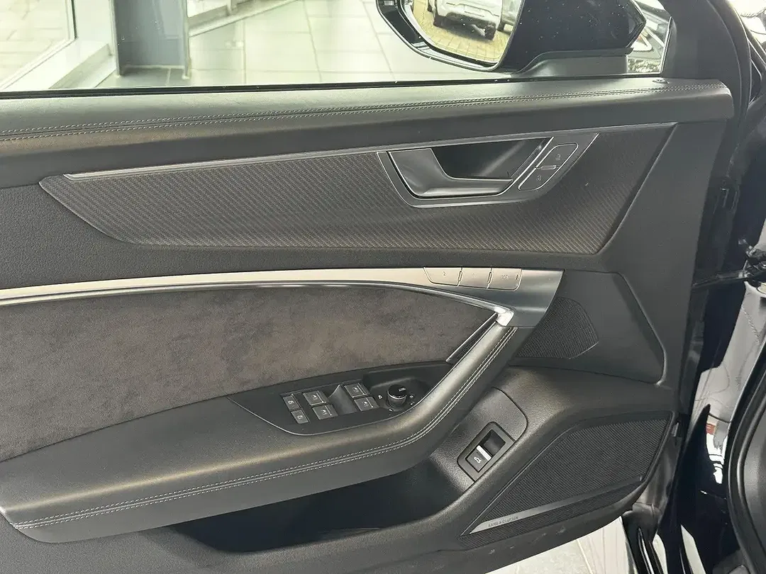 Audi RS6 4.0 TFSI quattro Avant - Thumbnail 6