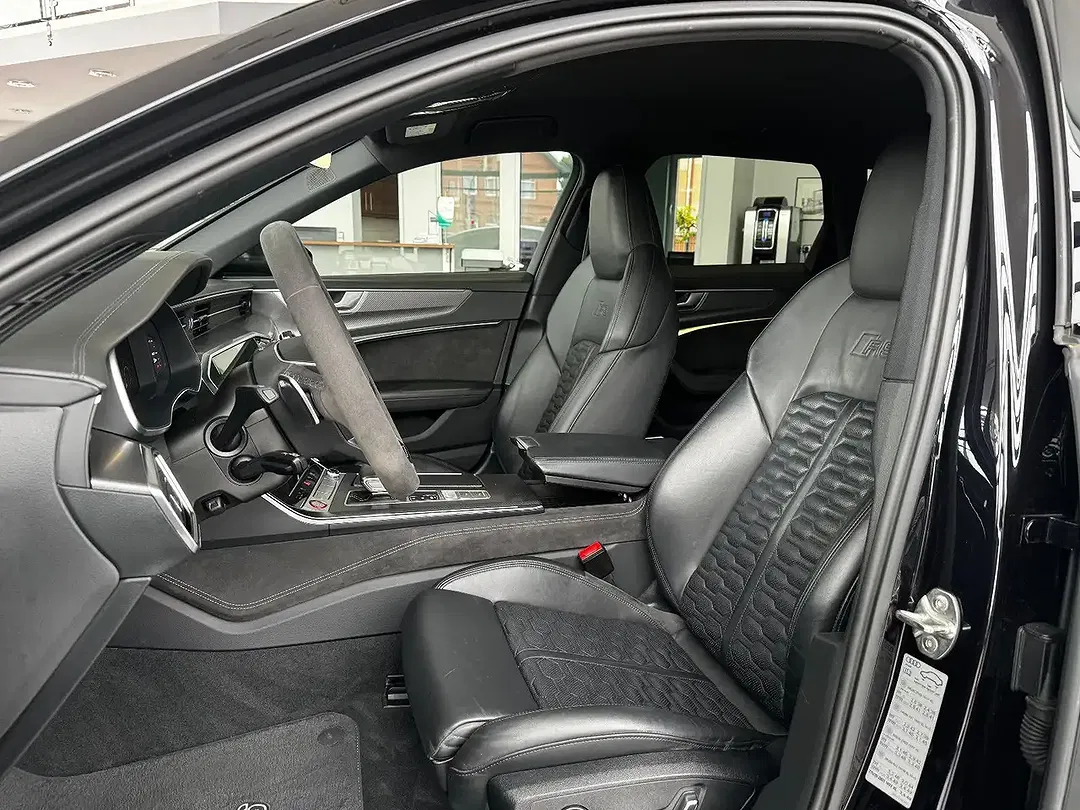 Audi RS6 4.0 TFSI quattro Avant - Thumbnail 8