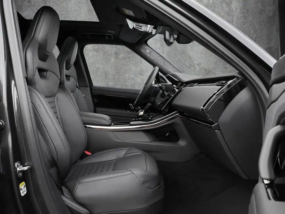 Land Rover Range Rover Sport P635 SV - Thumbnail 3