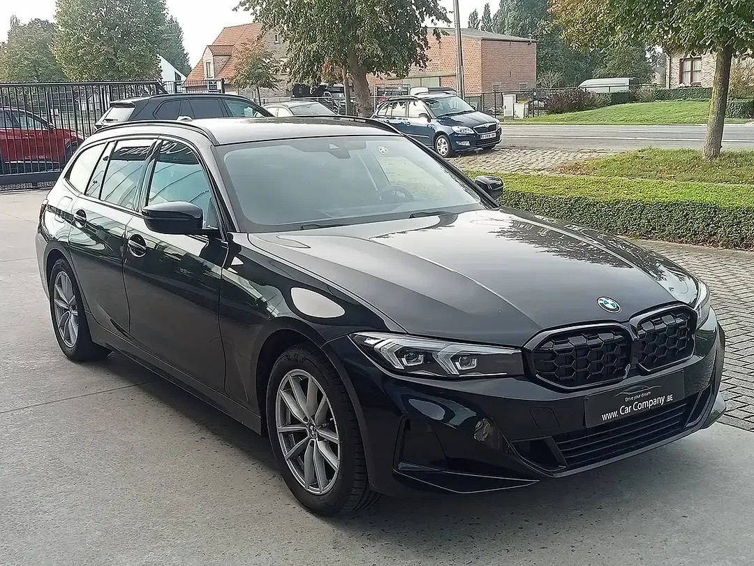 BMW 318 Touring Shadow Line - Thumbnail 3