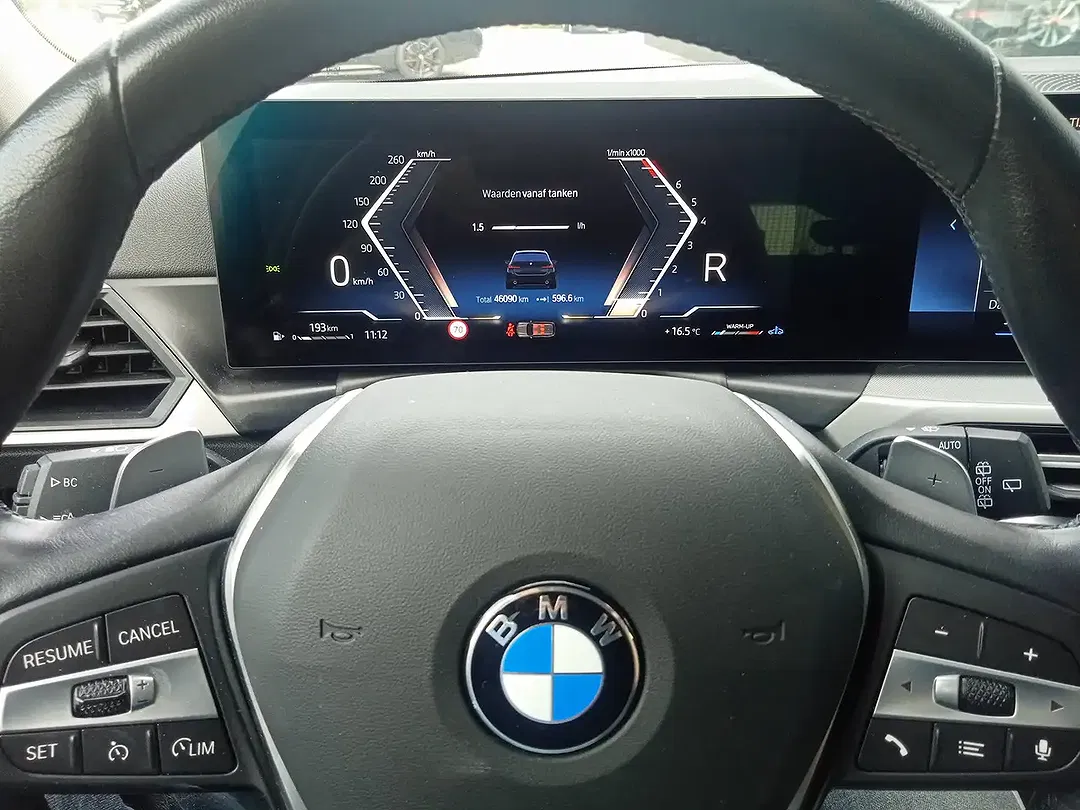 BMW 318 Touring Shadow Line - Thumbnail 8