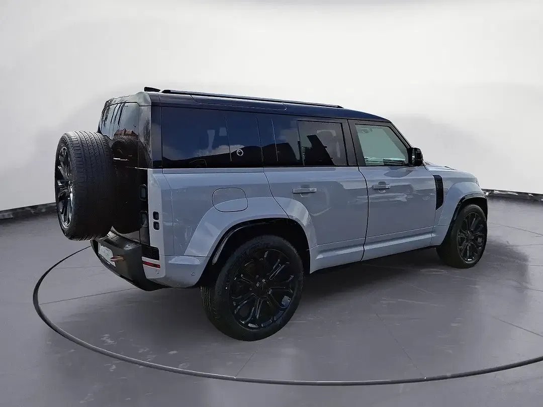 Land Rover Defender P635 OCTA 110 - foto 1
