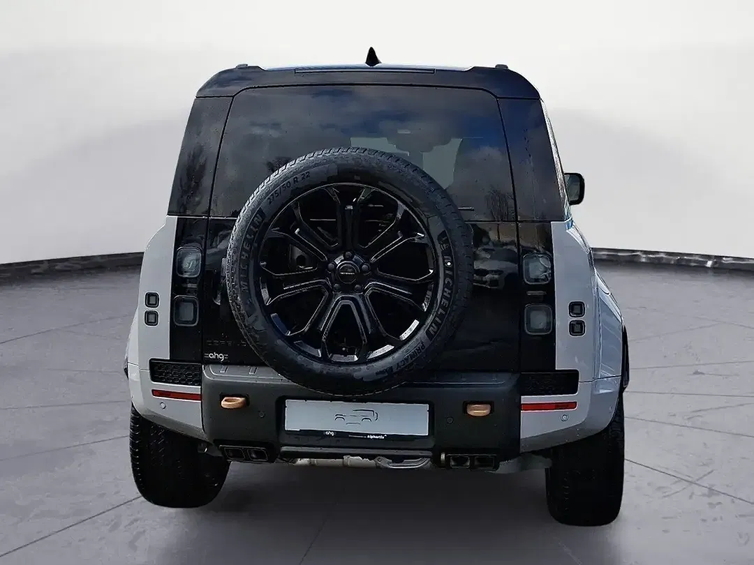Land Rover Defender P635 OCTA 110 - Thumbnail 6