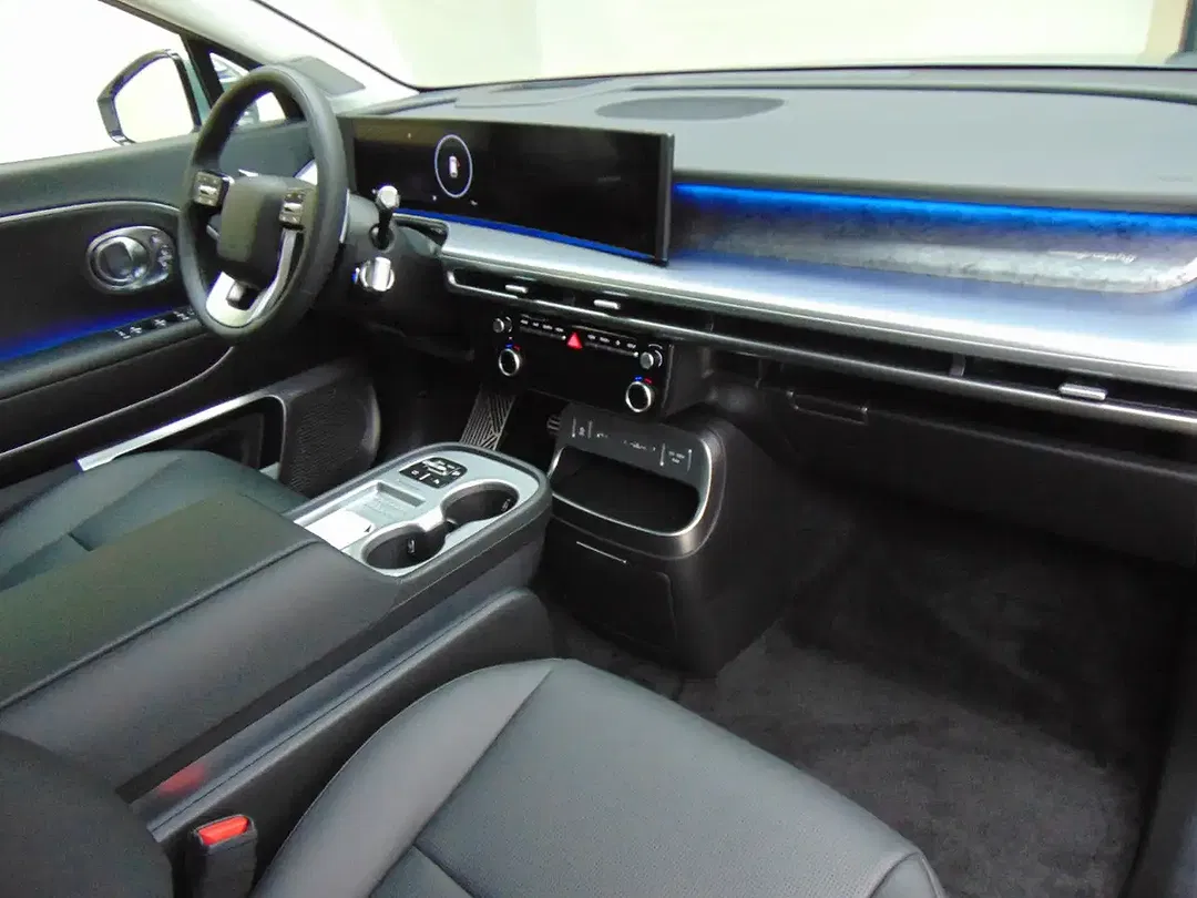 Hyundai IONIQ 9 UNIQ - Thumbnail 9