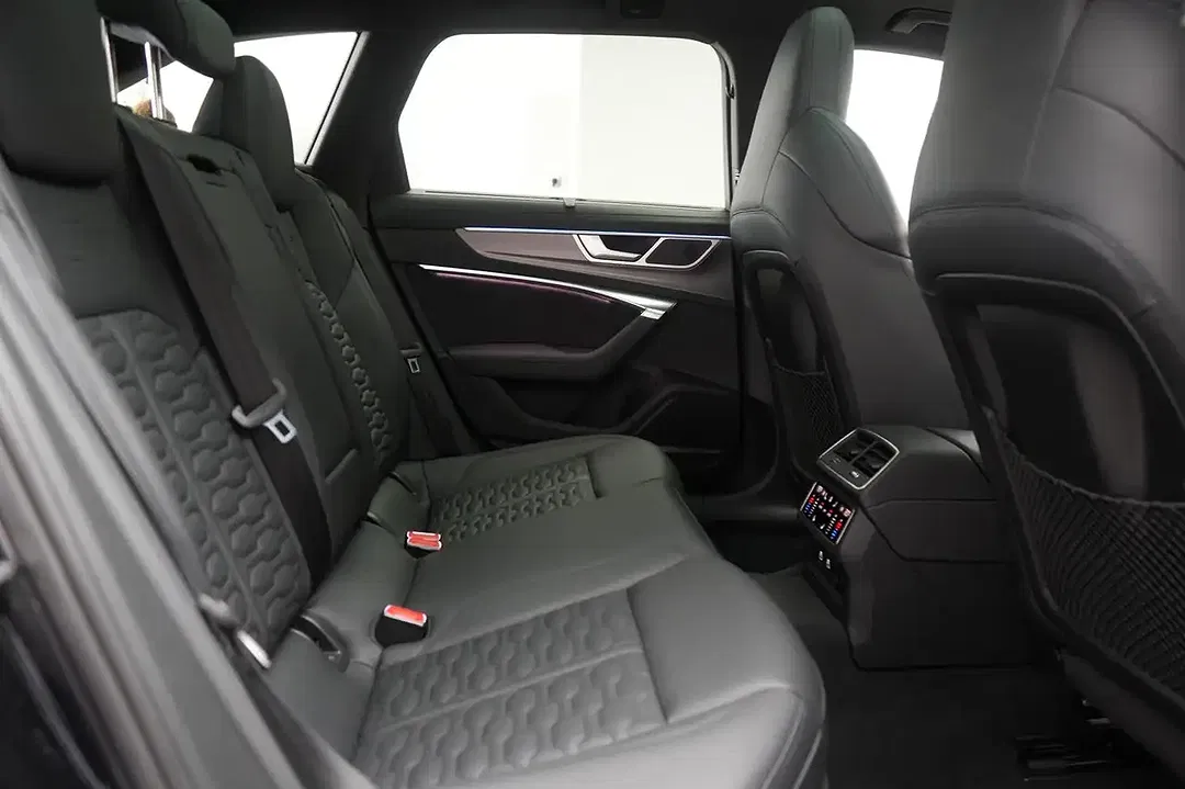 Audi RS6 4.0 TFSI quattro - Thumbnail 8