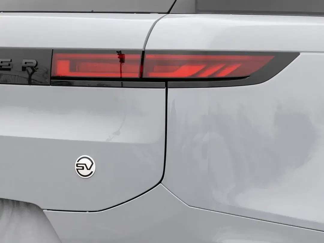 Land Rover Range Rover Sport P635 SV - Thumbnail 15