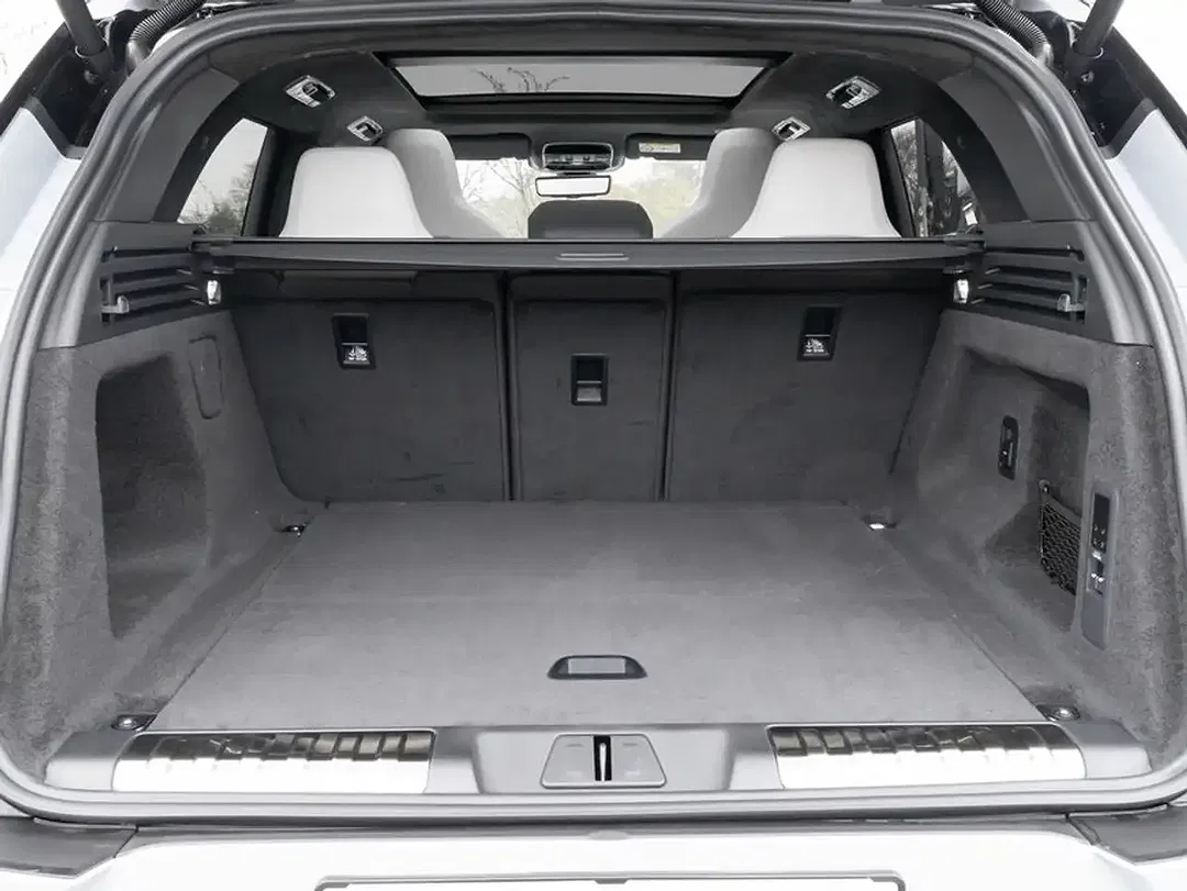Land Rover Range Rover Sport P635 SV - Thumbnail 16