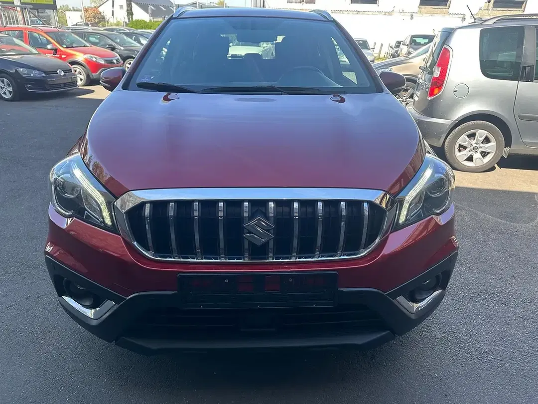 Suzuki S-Cross 1.4 Turbo 4x4 - foto 2
