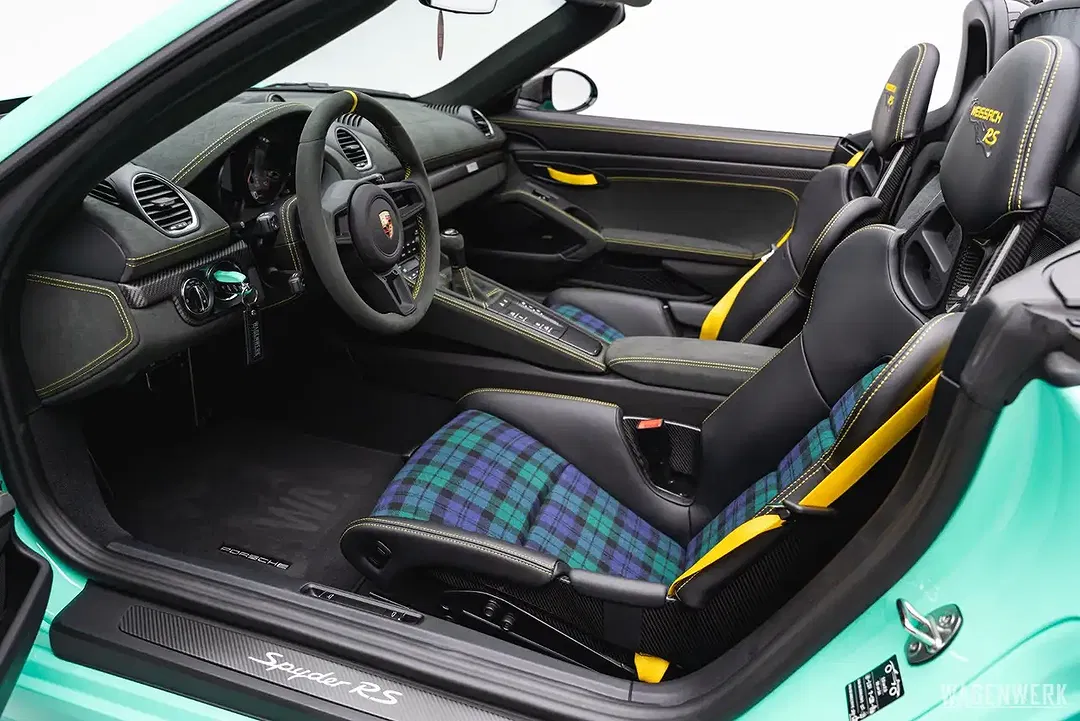 Porsche 718 Spyder PDK RS PCCB - Thumbnail 13