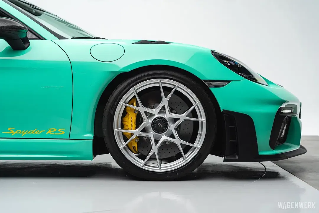 Porsche 718 Spyder PDK RS PCCB - Thumbnail 9