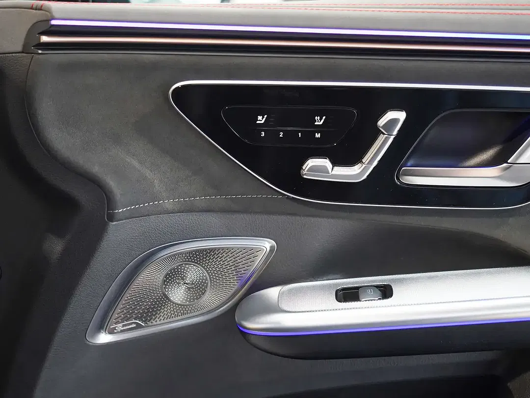 Mercedes-Benz EQE 53 4MATIC AMG Burmester Night - Thumbnail 12