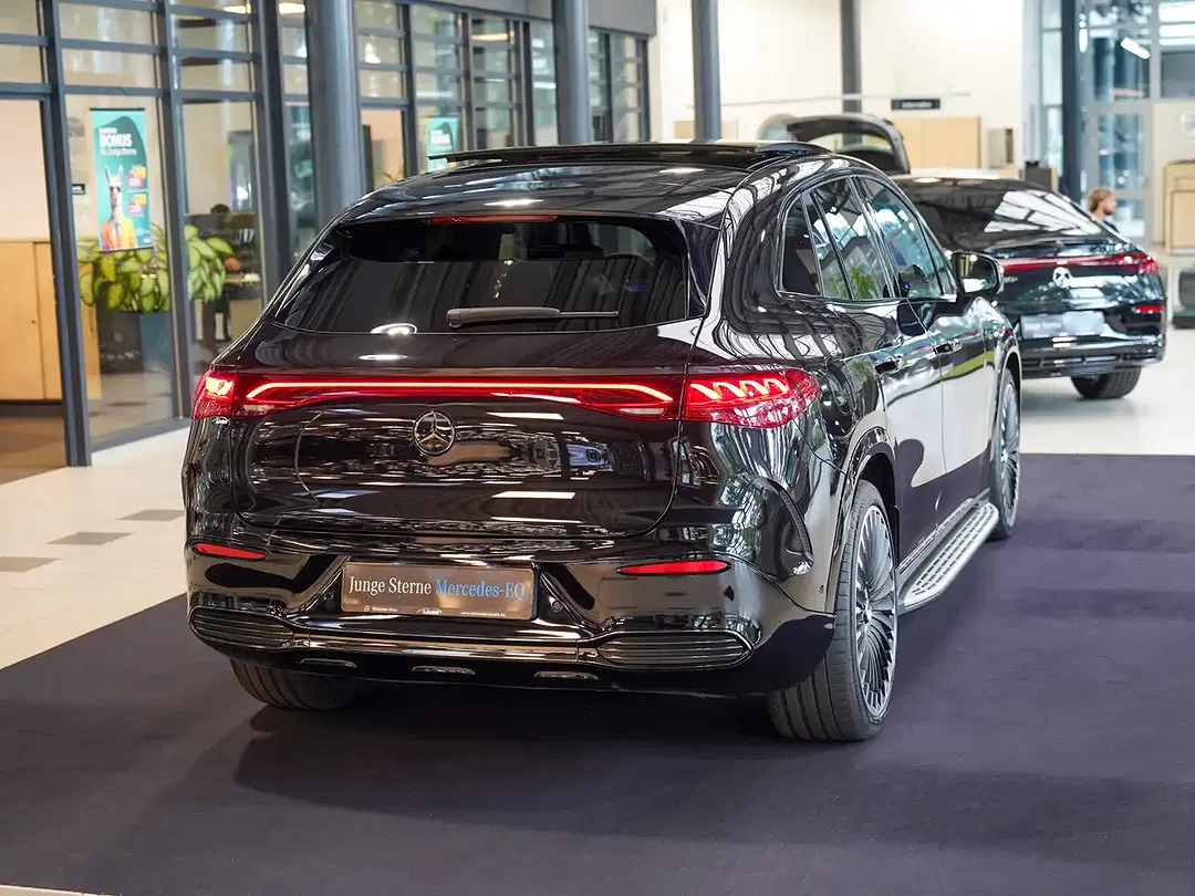 Mercedes-Benz EQE 53 4MATIC AMG Burmester Night - Thumbnail 3