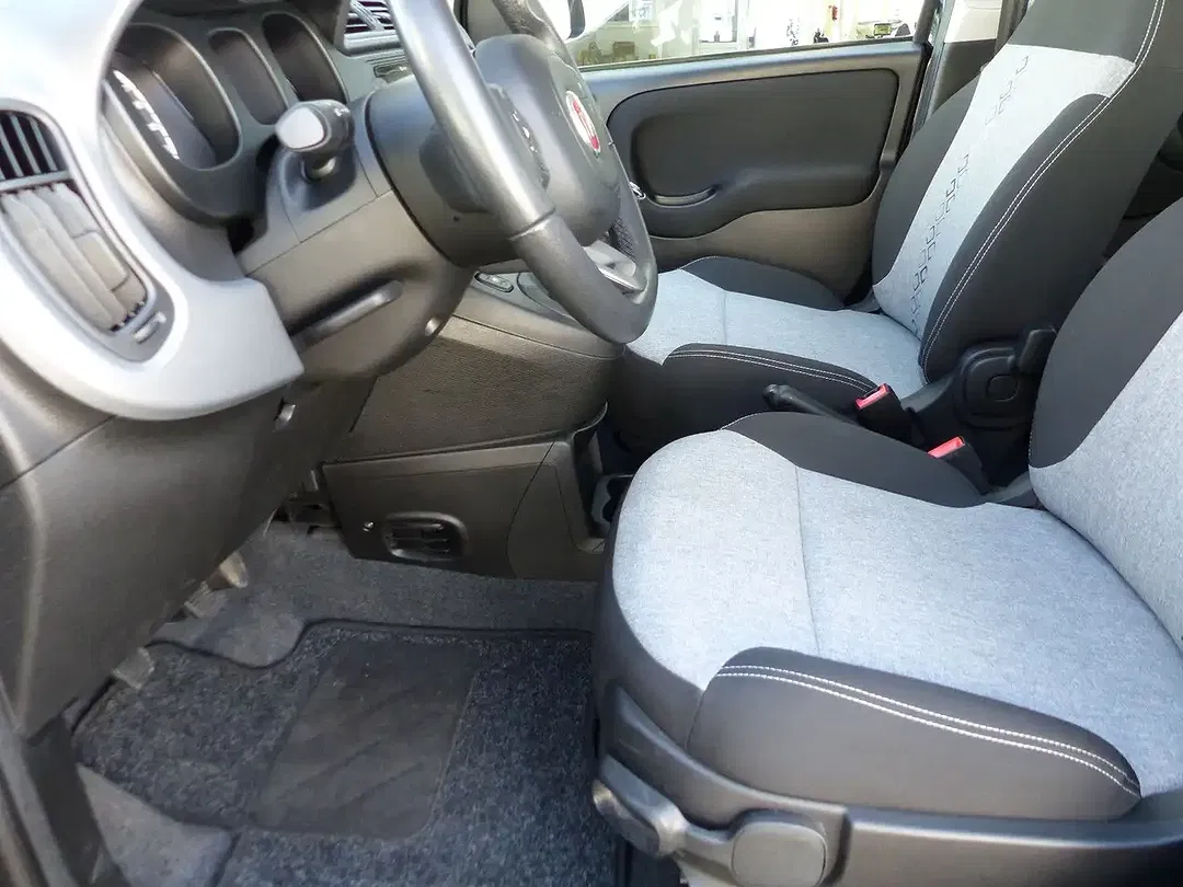Fiat Panda 1.2 8V Lounge - Thumbnail 12