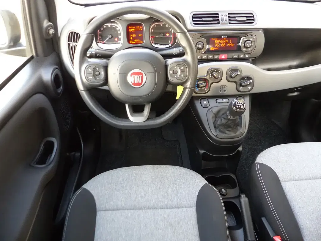 Fiat Panda 1.2 8V Lounge - Thumbnail 9