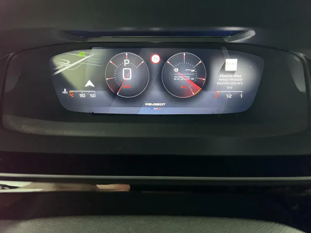 Peugeot 308 GT - Thumbnail 12