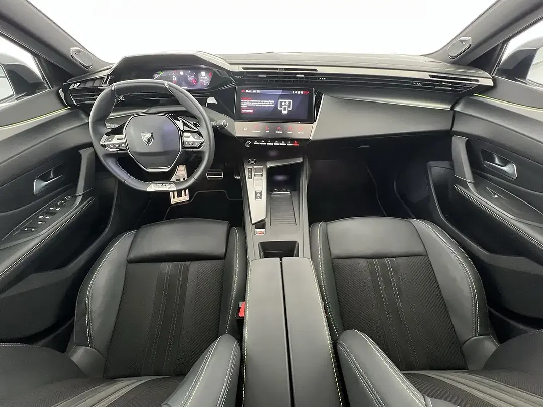 Peugeot 308 GT - Thumbnail 8