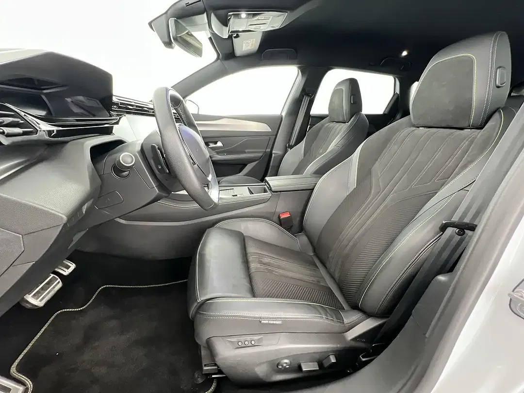 Peugeot 308 GT - Thumbnail 9