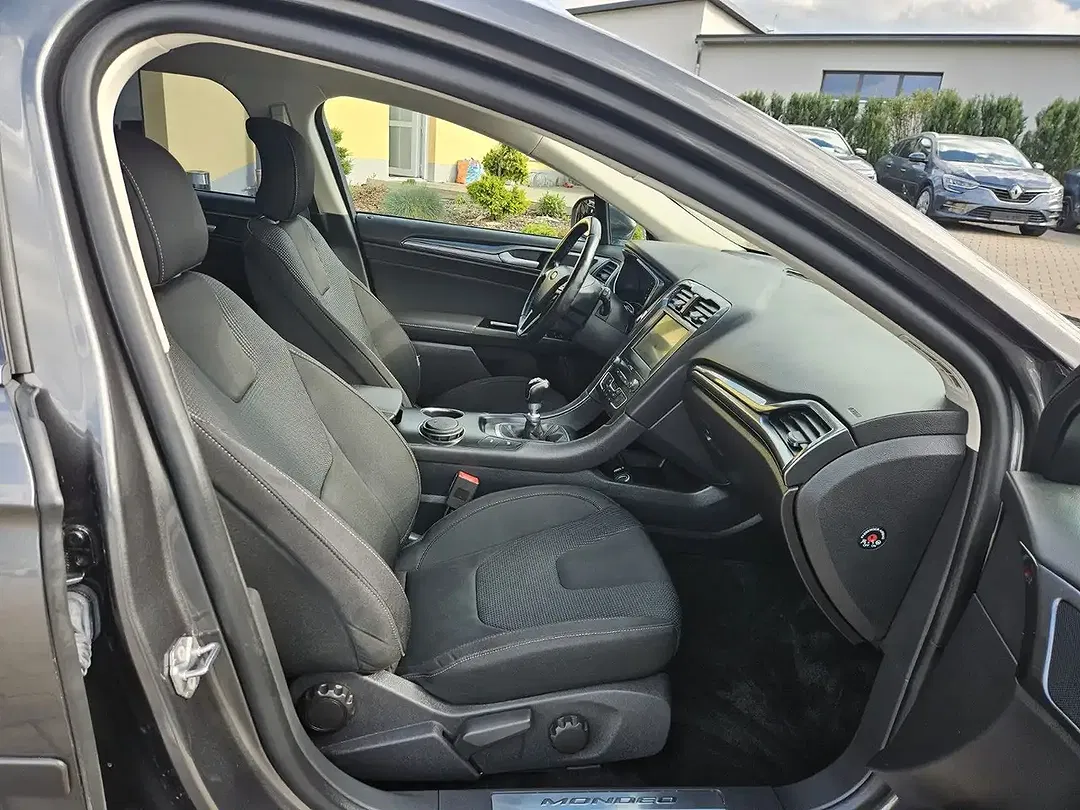 Ford Mondeo Titanium - Thumbnail 16
