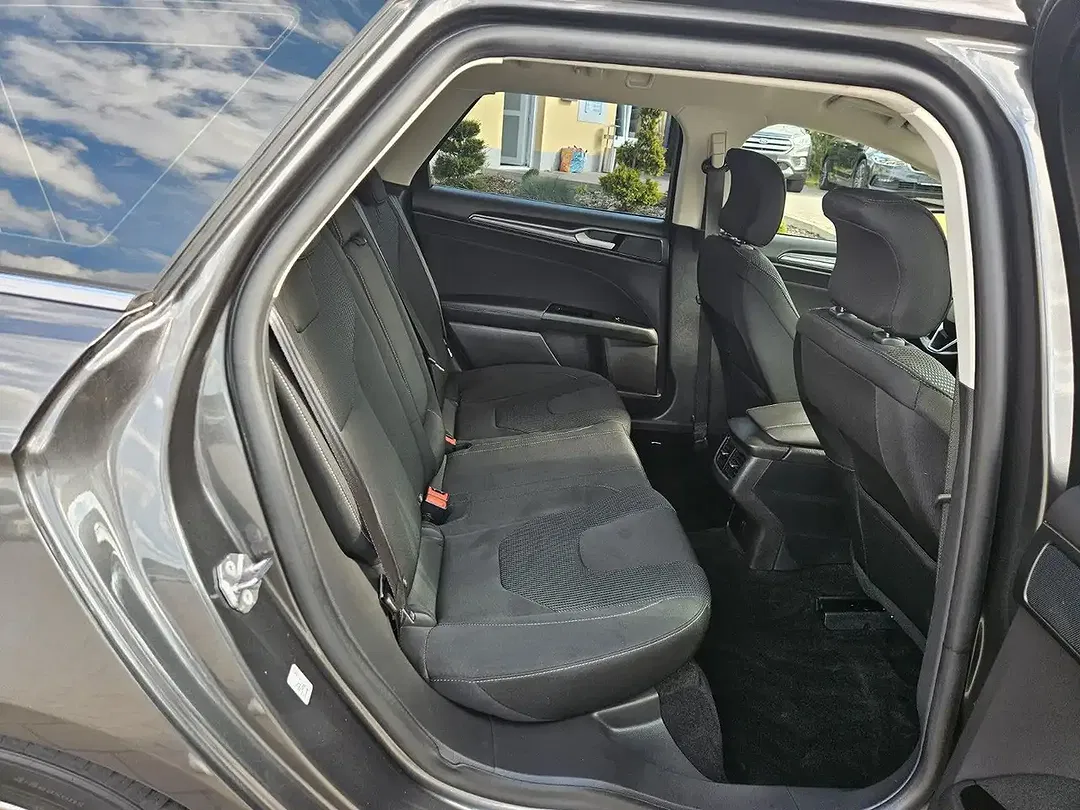 Ford Mondeo Titanium - Thumbnail 17