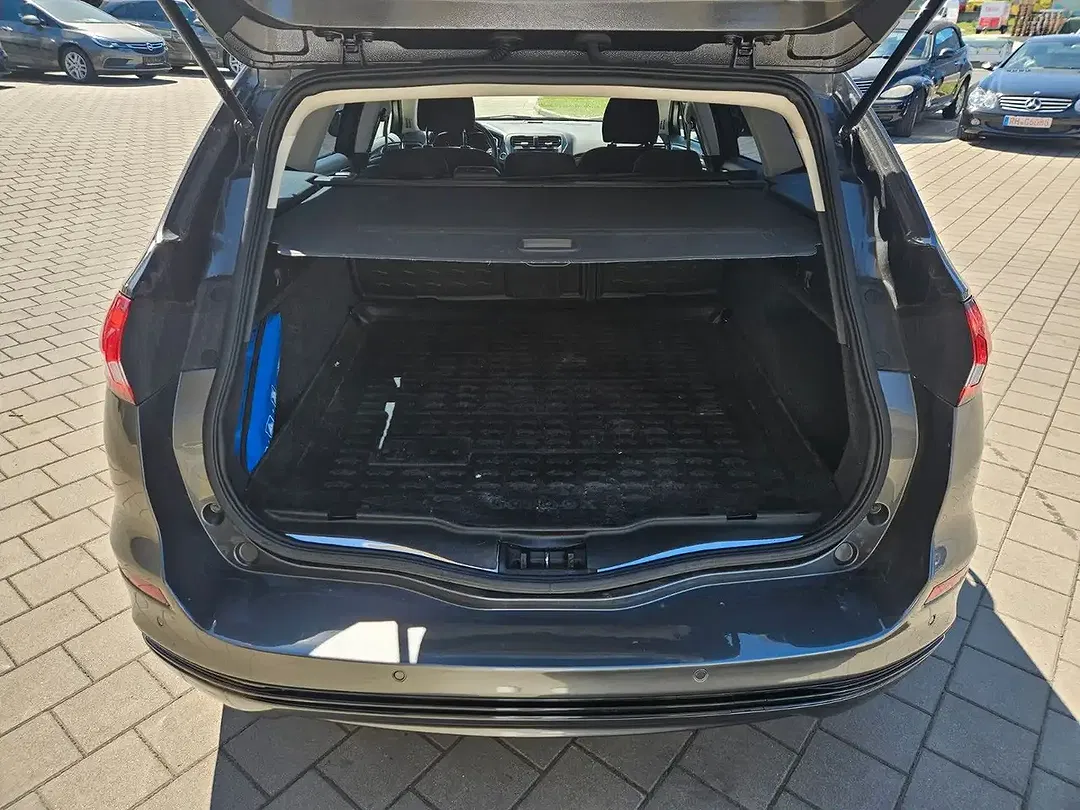 Ford Mondeo Titanium - foto 23