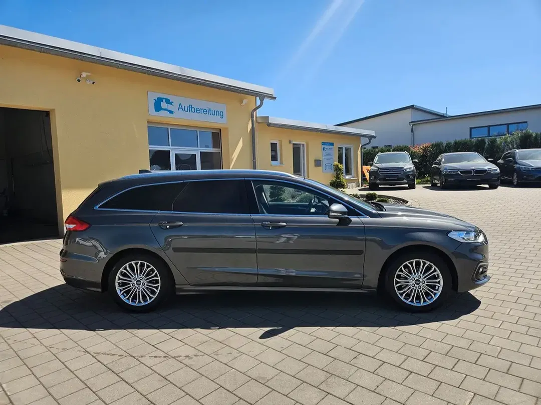 Ford Mondeo Titanium - Thumbnail 4
