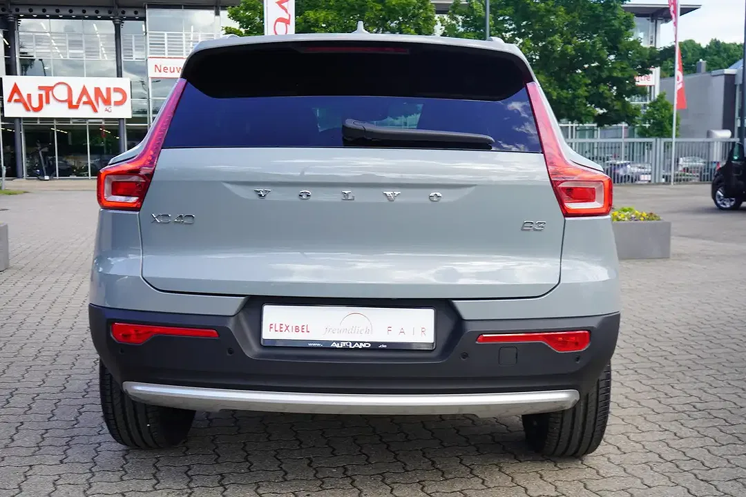 Volvo XC40 B3 MHEV AUT Core - Thumbnail 4
