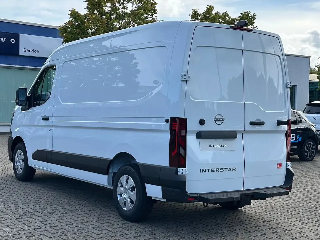 Nissan Interstar 3.5t L2H2 N-Connecta - Thumbnail 9