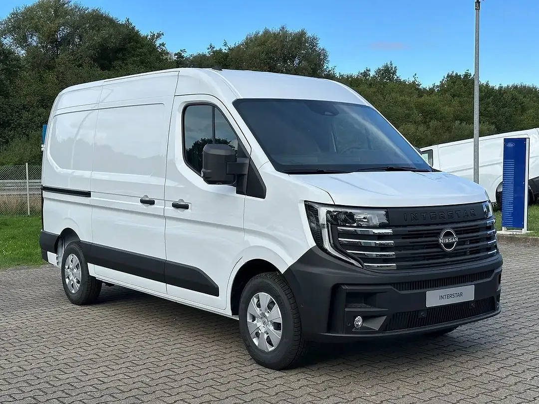 Nissan Interstar 3.5t L2H2 N-Connecta - Thumbnail 3
