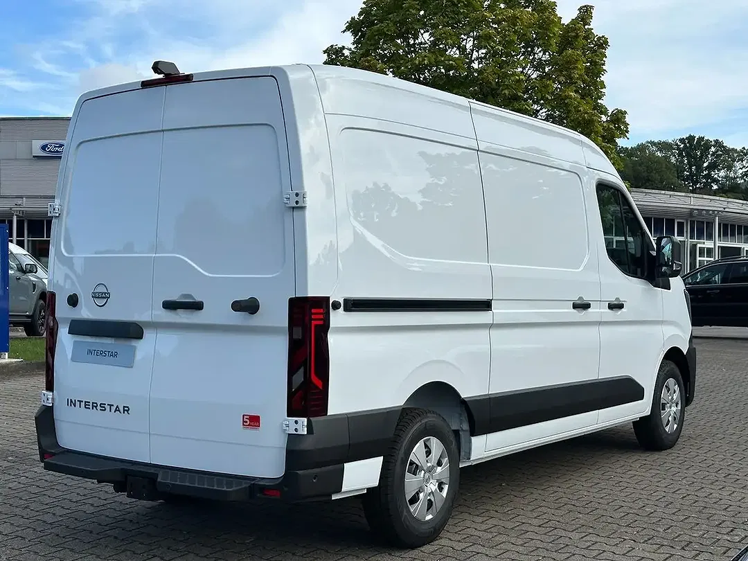Nissan Interstar 3.5t L2H2 N-Connecta - Thumbnail 6