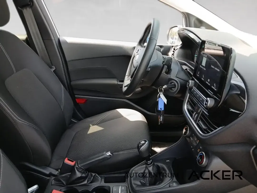Ford Fiesta Cool & Connect - Thumbnail 11