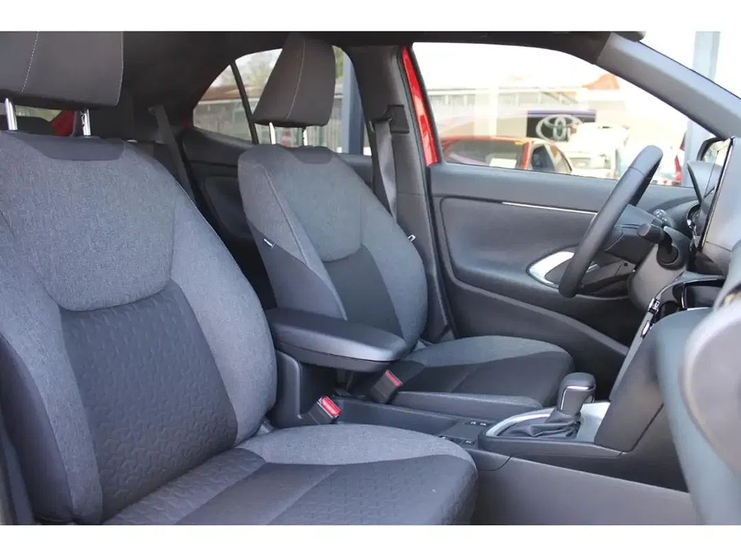 Toyota Yaris Cross Hybrid Team Deutschland - Thumbnail 11