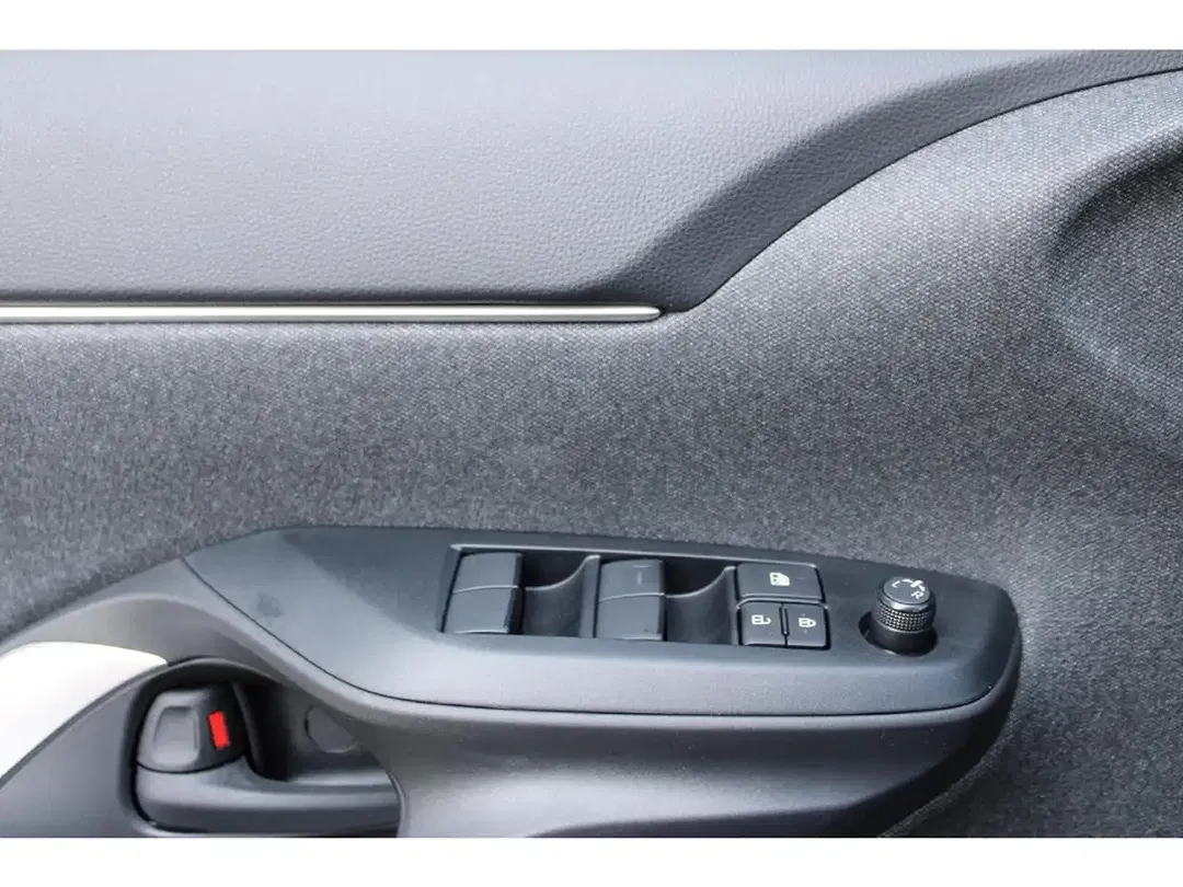 Toyota Yaris Cross Hybrid Team Deutschland - Thumbnail 13