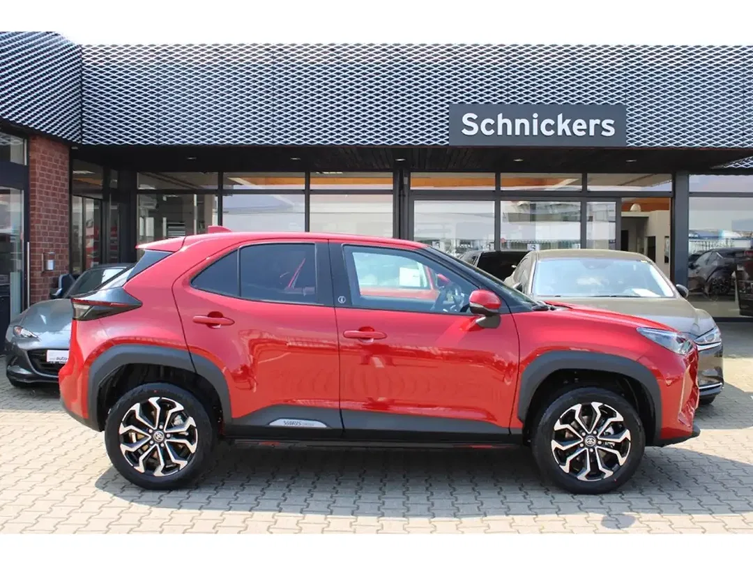 Toyota Yaris Cross Hybrid Team Deutschland - Thumbnail 6