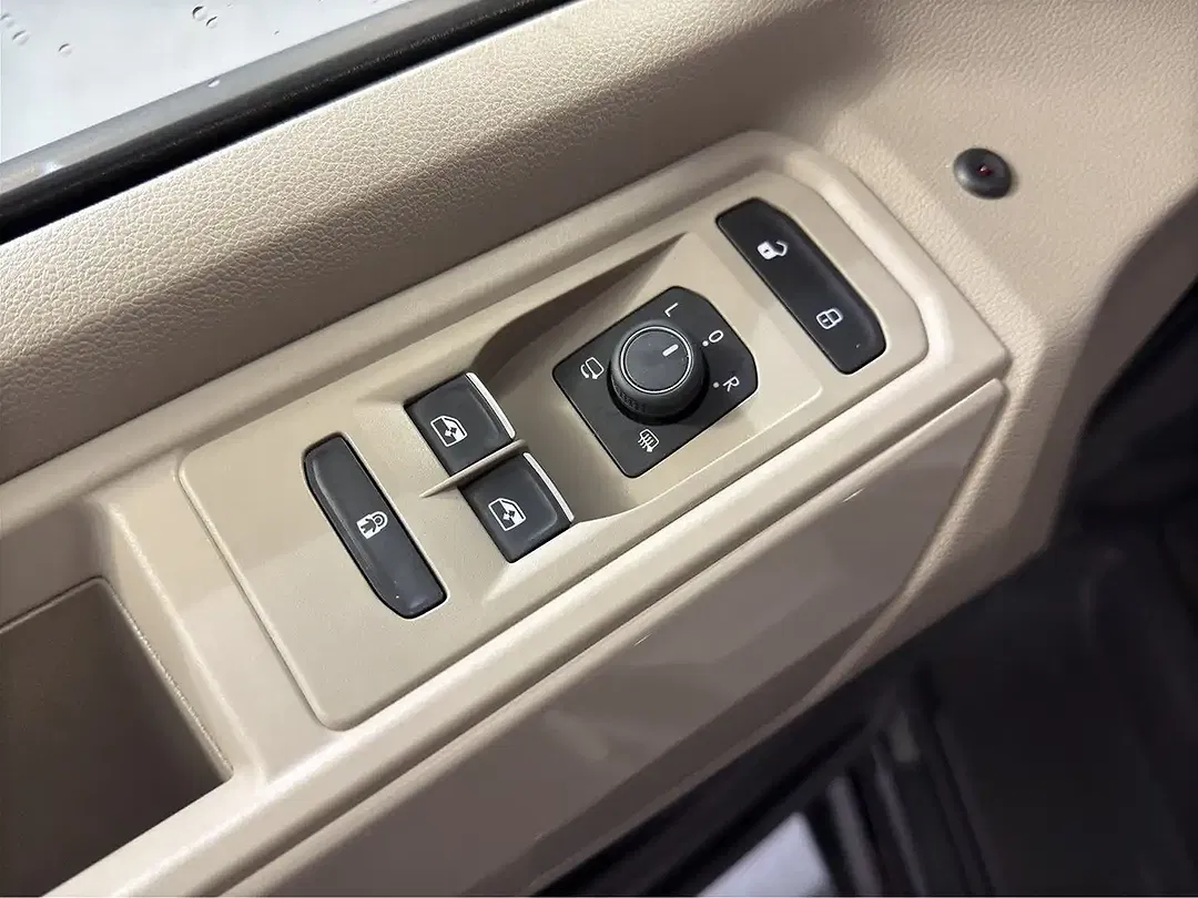 Volkswagen T7 Multivan TSI Style - Thumbnail 14