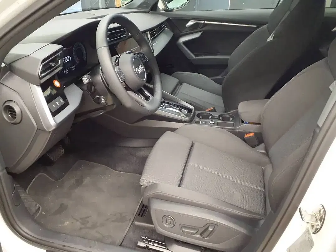 Audi A3 TFSI Sportback S line - Thumbnail 4