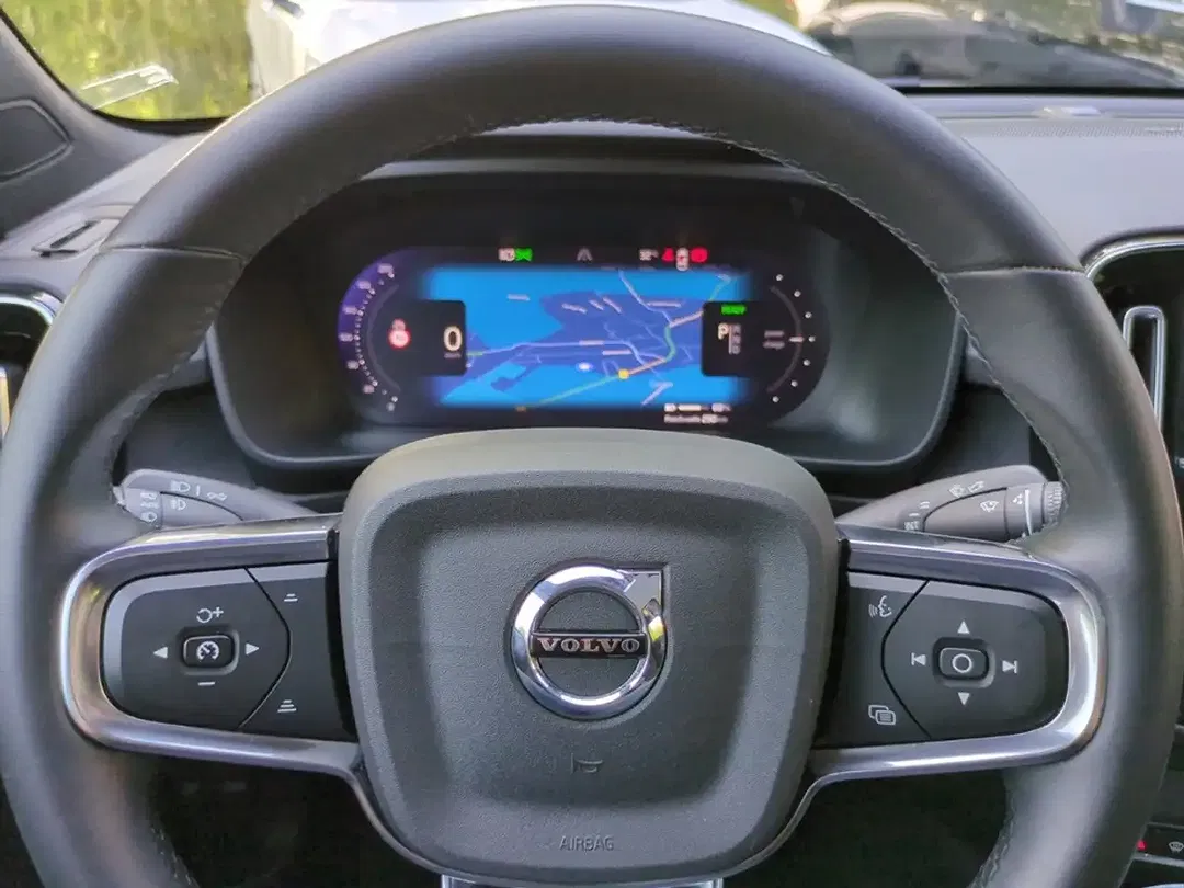 Volvo C40 eAWD Recharge Ultimate - Thumbnail 24