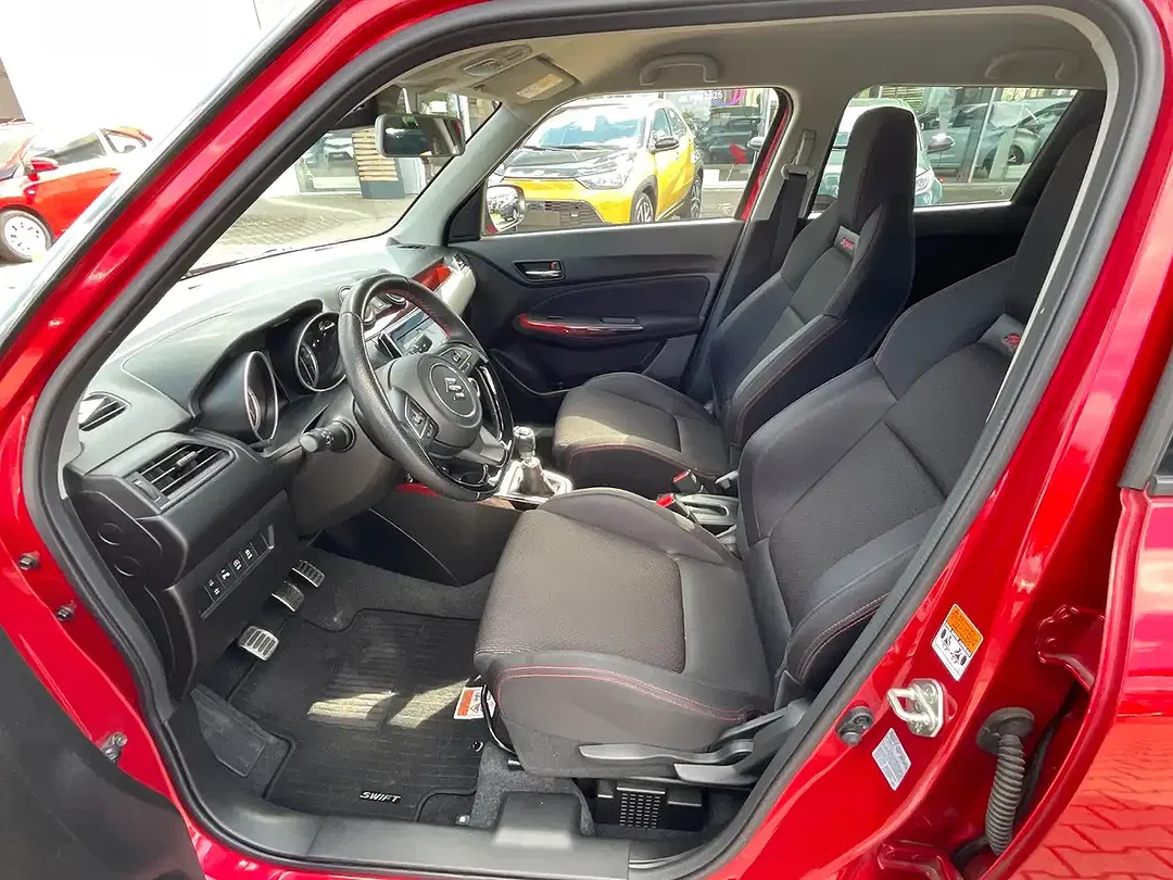 Suzuki Swift 1.4 Sport - Thumbnail 13