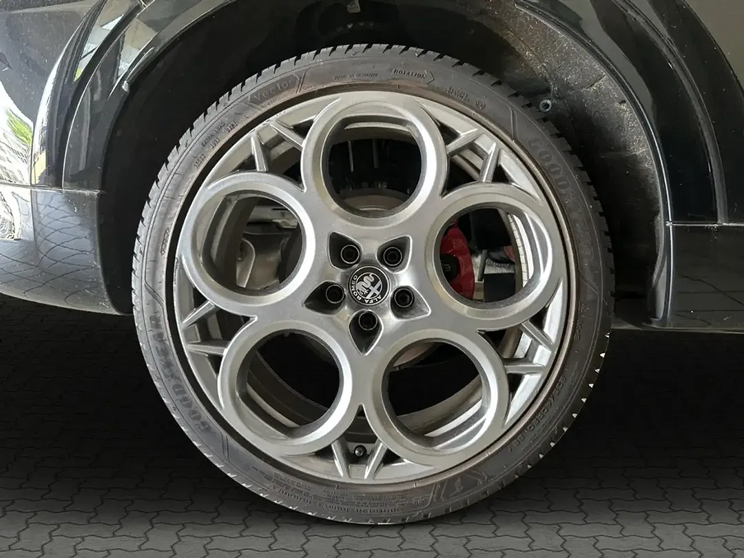 Alfa Romeo Tonale 1.5 VGT Veloce - foto 14