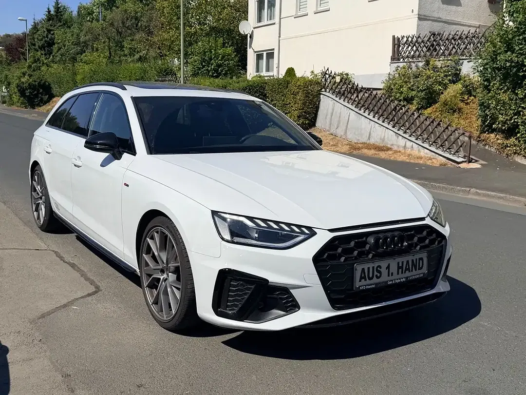 Audi A4 35 TFSI Avant S line - Thumbnail 4
