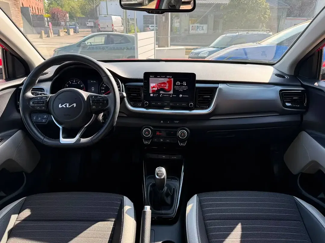 Kia Stonic 1.0 - Thumbnail 8