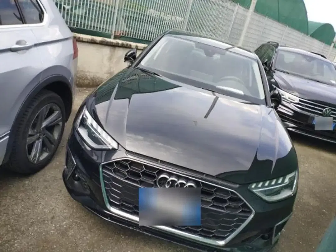 Audi A4 S line - Thumbnail 2