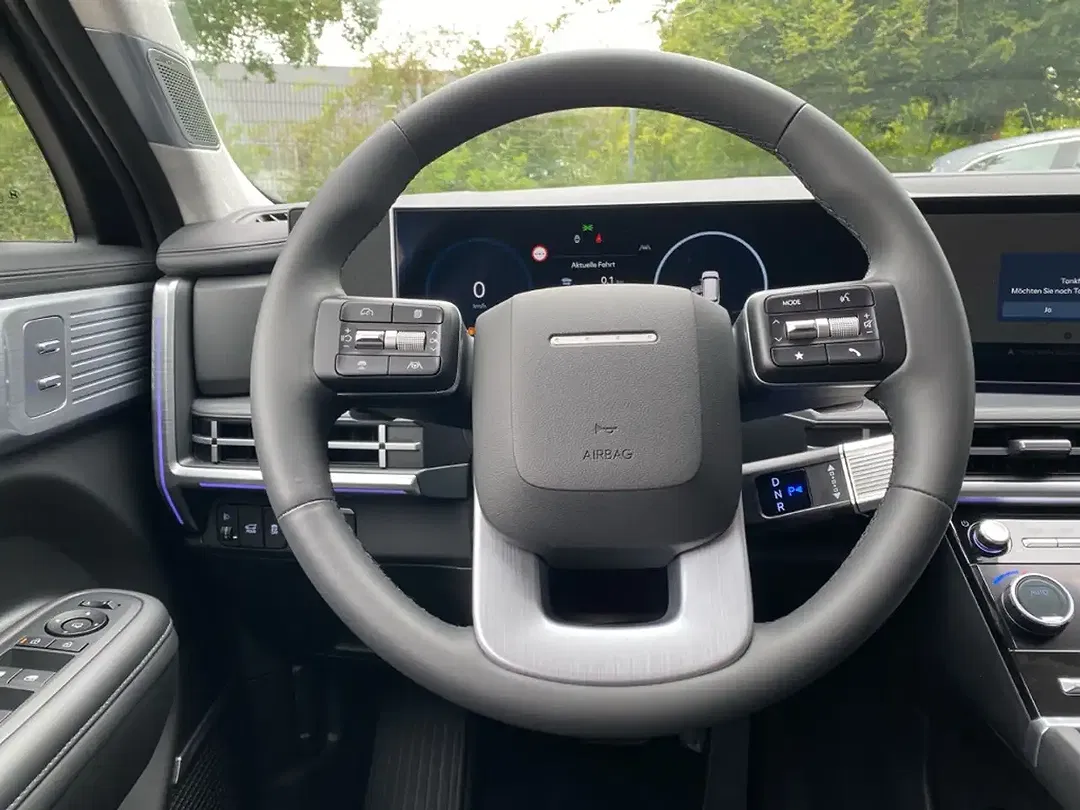 Hyundai SANTA FE Hybrid 4WD Intro - Thumbnail 12