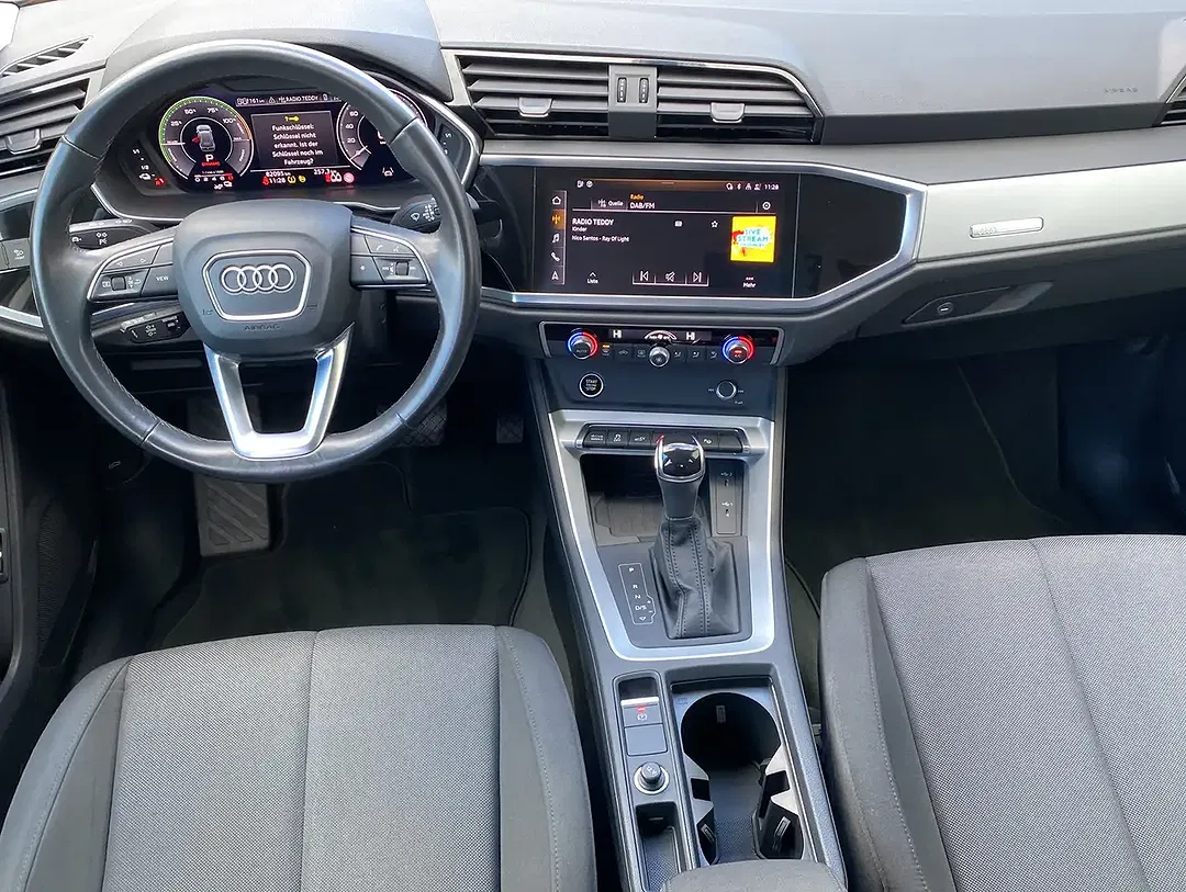 Audi Q3 45 TFSI e PHEV - Thumbnail 11