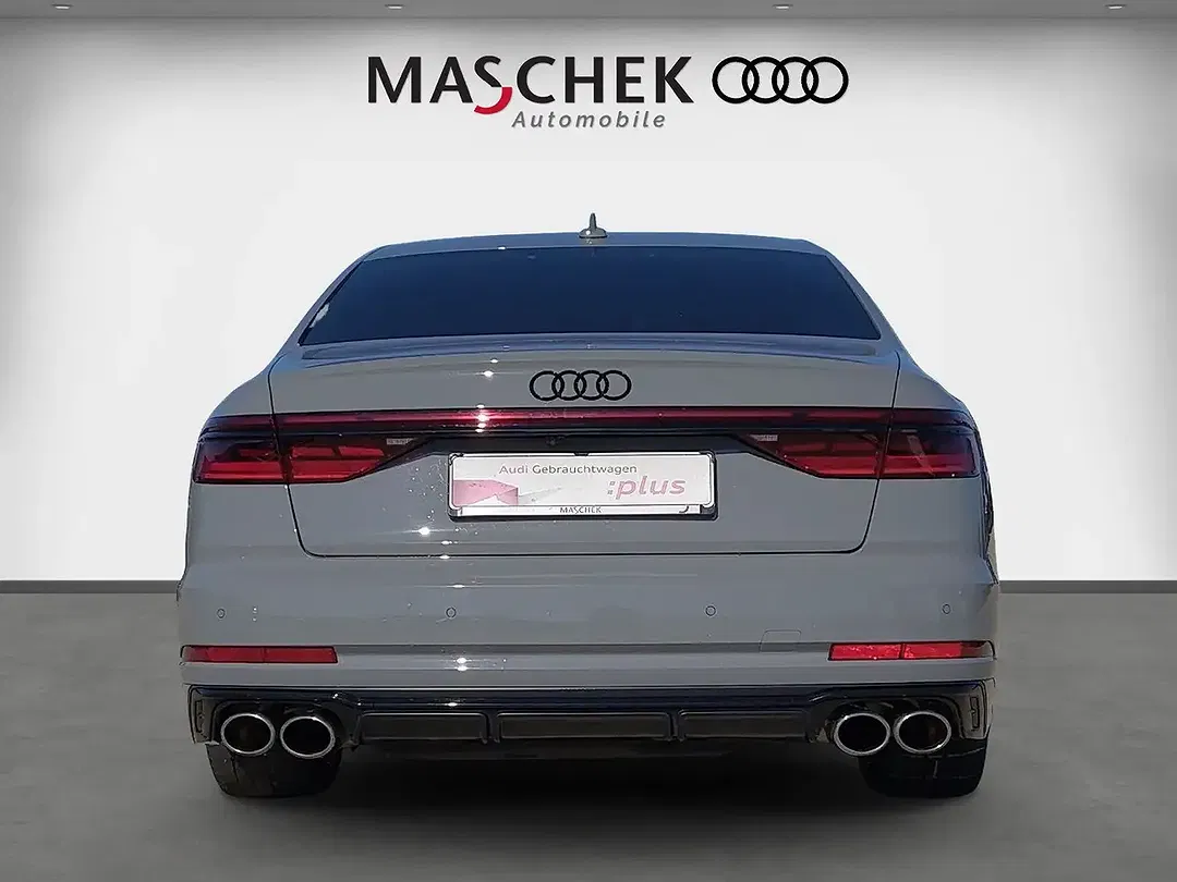 Audi S8 - Thumbnail 4